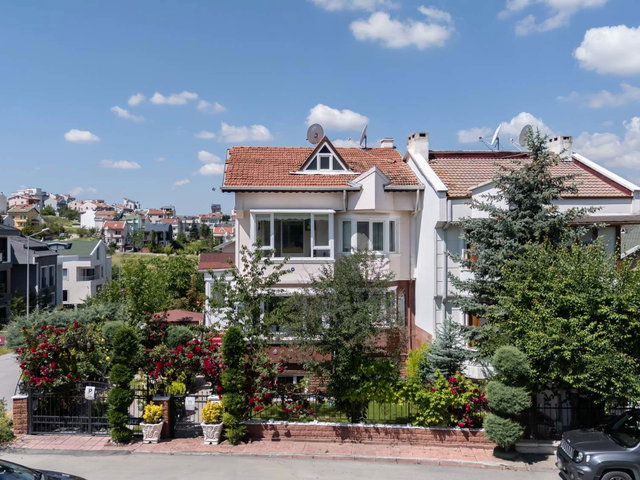 ÇAYYOLU ILKO SATILIK VILLA 5+2