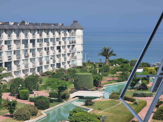 REMAX'DAN CEYLAN KENT SİTESİN'DE SATILIK HAVUZ MANZARALI DAİRE
