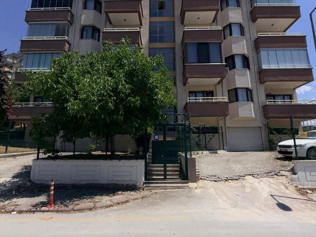 ANKUVA PARK EVLERİ’NDE MUHTEŞEM MANZARALI 4+1 SATILIK DAİRE