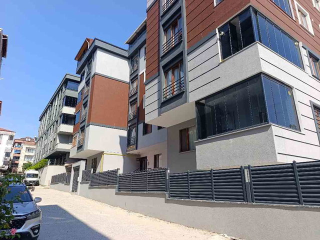 ÇERKEZKÖY’DE 2022 YAPIMI EŞYALI 1+1 | BALKONLU | DOĞALGAZ KOMBİLİ | BOŞ