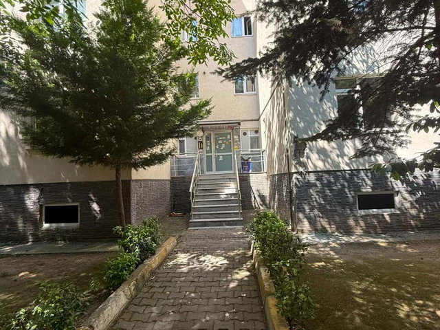 PENDİK YENİŞEHİR MAHALLESİ'NDE KENTSEL DÖNÜŞÜM SÜRECİNDEKİ SİTEDE 2+1 SATILIK DAİRE