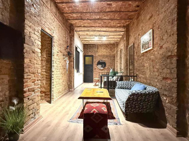 GALATA'DA RESTORE EDİLMİŞ FULL EŞYALI KİRALIK 3+2 DUBLEKS DAİRE