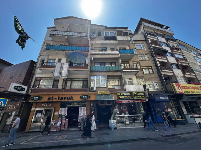 İZMİT ÇINARLI MAHALLESİ 'NDE 100M2 3+1 KİRALIK ARA KAT DAİRE