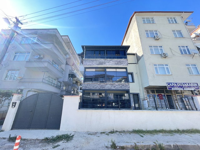 GÖLCÜK KAVAKLI SATILIK 4+1