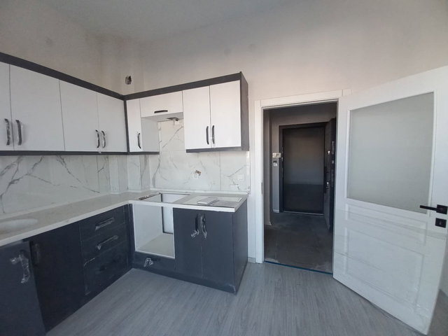 FAHRİ KORUTÜRKTE PARK VALLEY TOWERSDA SATILIK 4+1 DAİRE