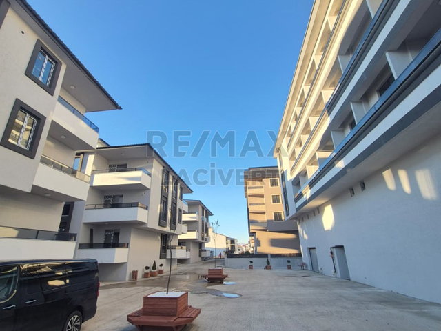 RE/MAX LACİVERT'TEN DADAŞKENT'TE 1+1 KİRALIK DAİRE