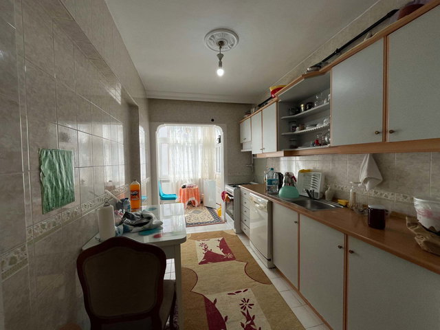 REMAX OSMAN ALTINŞEHIR MAH.AKABE SITESINDE BOŞ 3+1 BALKONLU
