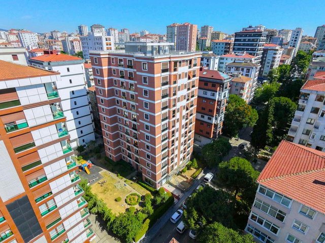 KADIKÖY SAHRAYICEDİD ATATÜRK CD. YAKINI SATILIK FIRSAT 3+1 DAİRE