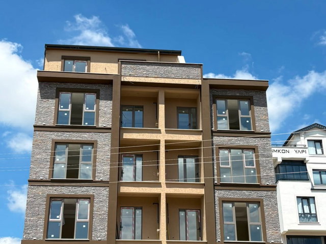 İZMİT BOĞAZOVA CADDESİ ÜZERİ SATILIK SIFIR 2+1 ARAKAT DAİRE