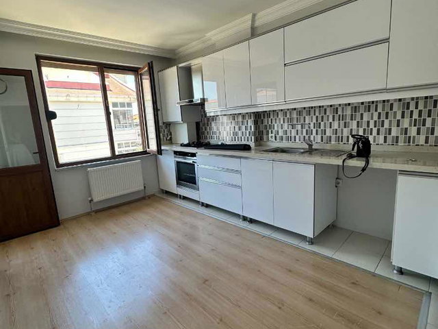 KIRKLARELİ MERKEZ İSTASYON MAHALLESİNDE SATILIK 3+1 DAİRE