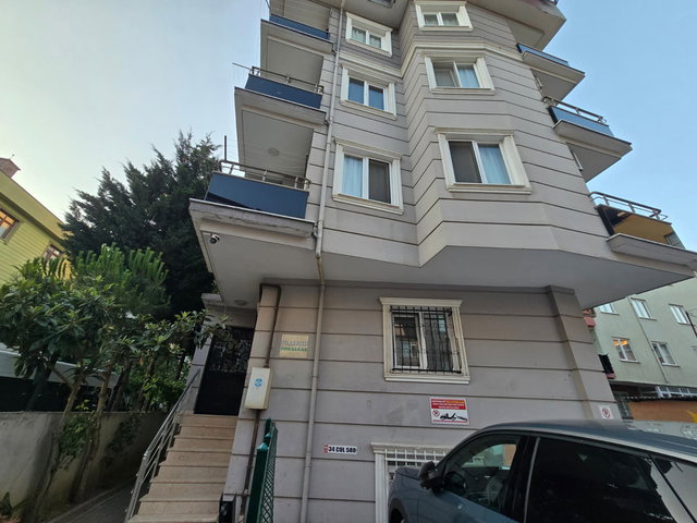 PENDİK ESENLER MAH.'NDE ANA CADDEYE YAKIN KİRALIK 2+1 DAİRE