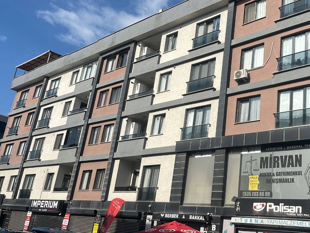 METROBÜSE YAKIN 4+2 DUBLEKS İKİ ADET 2+1 AYRI GİRİŞ BAĞIMSIZ KULLANIM