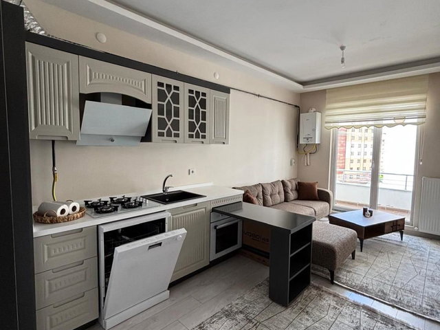 REMAX ARTIS'DEN YILDIZKENT'TE FUL EŞYALI KIRALIK 1+1 DAIRE