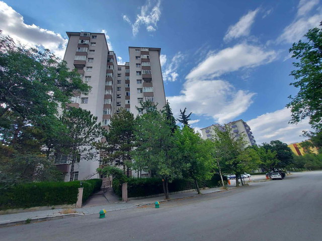 BİRLİK MAHALLESİ OYAK SİTESİ'NDE, EN GÜZEL KAT VE CEPHEDE...