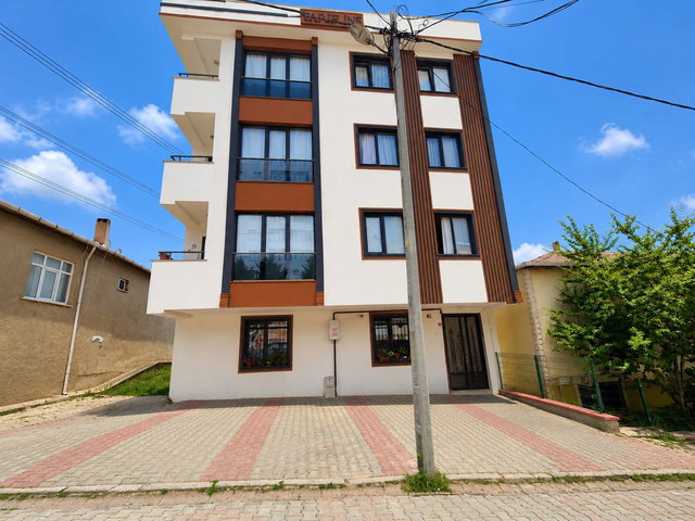 SULTANBEYLİ MİMAR SİNAN MAHALLESİ'NDE SATILIK FERAH VE KULLANIŞLI TERS DUBLEKS DAİRE!