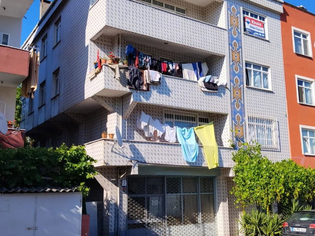 DUDULLU METRO DURAGINA YAKIN GENİŞ SIFIR 2+1 KİRALIK DAİRE