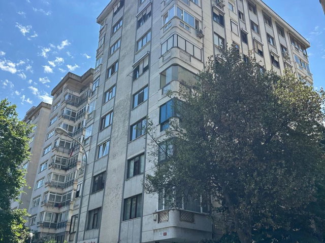 GÖZTEPE’DE RIDVAN PAŞA SOKAK'TA  135 M2  SATILIK 3+1 DAİRE