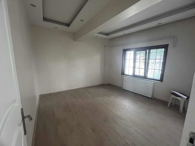ADAPAZARI’NDA BAHÇE KATI 3+1 | 115 M² NET | BALKONLU | KREDİYE UYGUN