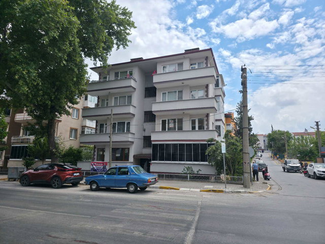 RE/MAX MİD BALIKESİR KARESİ TOYGAR MAHALLESİ KİRALIK 3+1 DAİRE