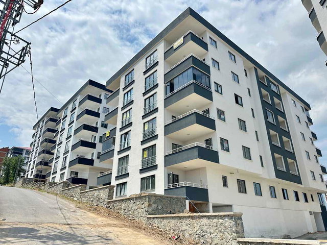 SEYRİ SEFA EVLERİNDE DENİZ MANZARALI SATILIK 3+1 SIFIR 2.KAT DAİRE