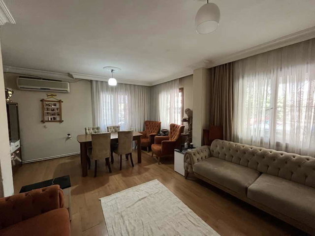 İZMİR BUCA YİĞİTLER MAHALLESİ’NDE GENİŞ 2+1 SATILIK DAİRE