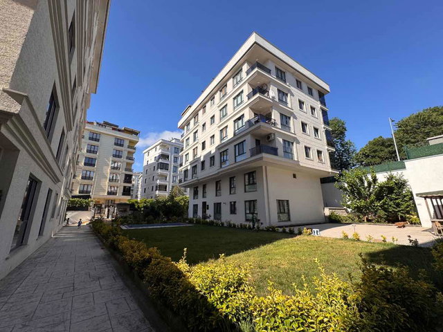ÇEKMEKÖY/ÇATALMEŞE KONAKLARI SİT/KAPALIOTOPRKLI/2+1SATILIK DAİRE