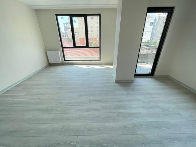 *RE/MAX*EKREM KOSTAK*OTURUMA HAZIR 2+1 | İSKANLI | E.BANYO