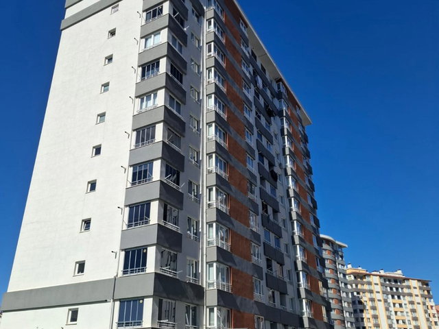 MELİKGAZİ KÜÇÜK ALİ DE İÇİ LÜKS YAPILI SATILIK 3+1 DAİRE