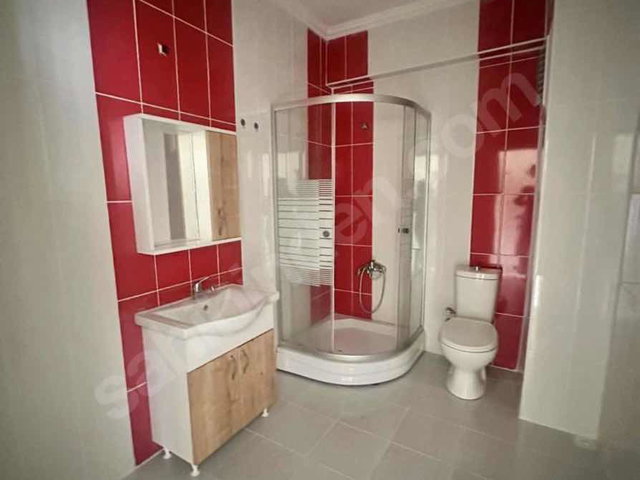 LÜLEBURGAZ SELYAP EVLERİ 3. ARA SOKAK MAHALLESİNDE RE/MAX EKİNOX'TAN 3+1 SATILIK