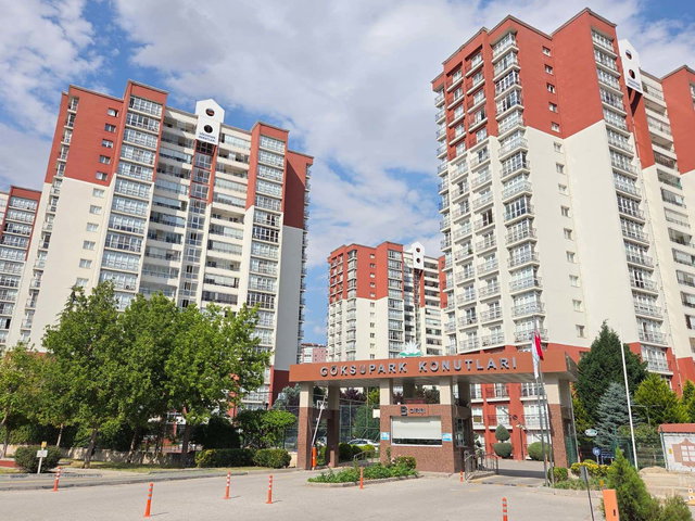 REMAX LEVEL'DEN ERYAMAN 1-2 METRO YANIBAŞINDA KC GÖKSUPARK KİRALIK 4+1 DAİRE