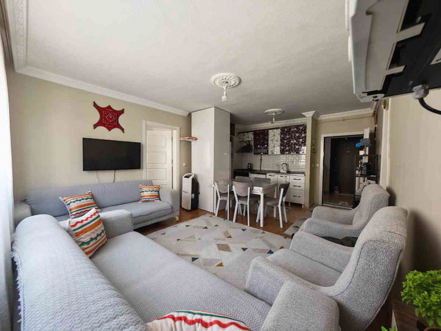 REMAX DOĞU'DAN ÇAYDAÇIRA'DA ARAKAT SATILIK 2+1 FIRSAT DAİRE