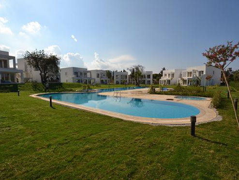 BODRUM GÜMÜŞLÜK TE SATILIK BAHÇE KATI 2+1 DAİRE