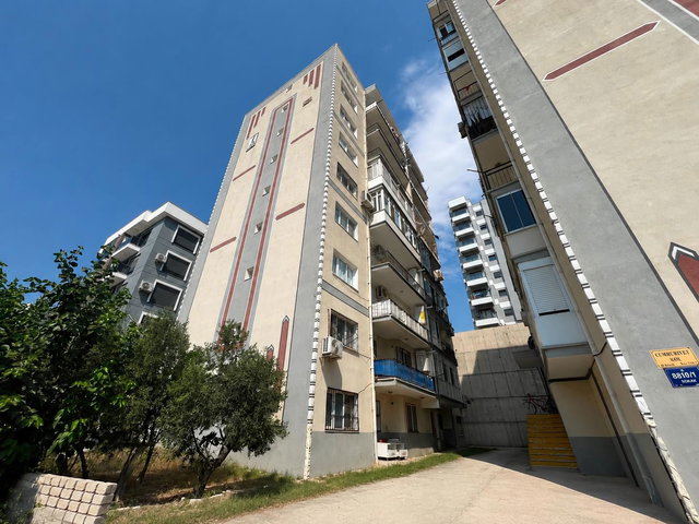34 ÇİĞLİ EVKA-5 ESENTEPE’DE ÖNÜ KAPANMAZ FERAH 3+1 SATILIK DAİRE