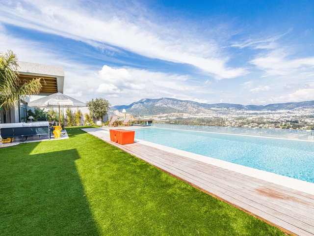 BODRUM BİTEZ ÖZEL HAVUZLU MÜSTAKİL ULTRA LÜKS 5+1 VİLLA
