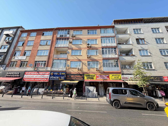 ÜMRANİYE ATATÜRK MAH.’DE 2+1 | BALKONLU | DOĞALGAZ KOMBİLİ | BOŞ KİRALIK DAİRE