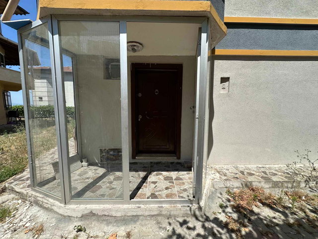 REMAX BEYAZ MUSTAFAKEMALPAŞA ADALET’TE 4+2, 200 M², 3 KATLI, DÖRT CEPHELİ KİRALIK VİLLA