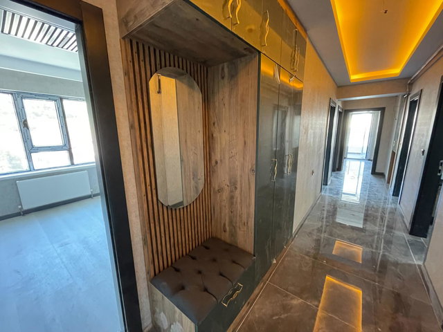 İNCESU'NUN EN GÜZEL YERİNDE FULL YAPILI 3+1 ARA KAT SIFIR DAİRE