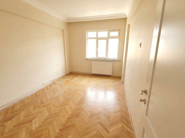 DEMETGÜL’DE GÜNEY CEPHELİ 3+1 | 120 M² | BALKONLU | KOMBİLİ |
