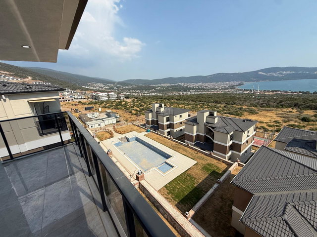 RE/MAX COOL'DAN AKBÜK AKAN DELUXE'TE  2+1 LÜKS DAİRE