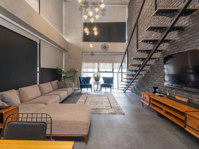 REMAX ADVANTAGE'DEN SHU 03 EŞYALI KİRALIK LOFT DAİRE