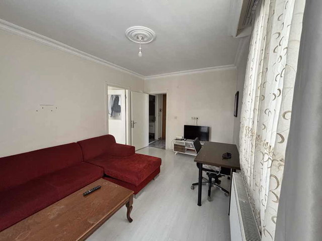 ŞİŞLİ MAHMUT ŞEVKET PAŞA’DA | 6 YILLIK | MODERN | SATILIK 1+1 DAİRE