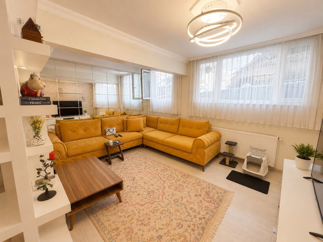 FATİH'TE KAÇIRILMAYACAK SATILIK FIRSAT DAİRE 3+1