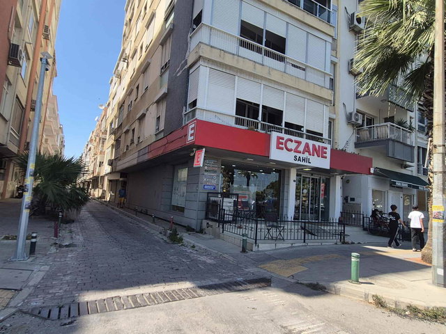 KARŞIYAKA ÇARŞI  SAHILE YAKIN EŞYALI 3+1 KIRALIK DAIRE