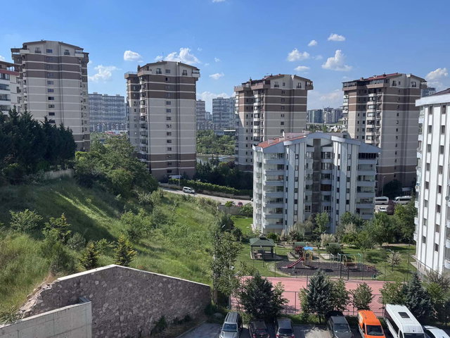 ERYAMAN RELAX GÖKSU'DA GÖL MANZARASINA KOMŞU SATILIK 1+1 DAİRE