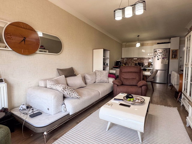 ERYAMAN RELAX GÖKSU'DA GÖL MANZARASINA KOMŞU SATILIK 1+1 DAİRE