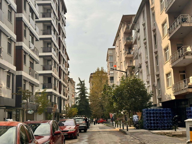 KADIKÖY & SAHRAYICEDİTTE,90 M2,OTOPARKLI, SIFIR 3+1 SATILIK