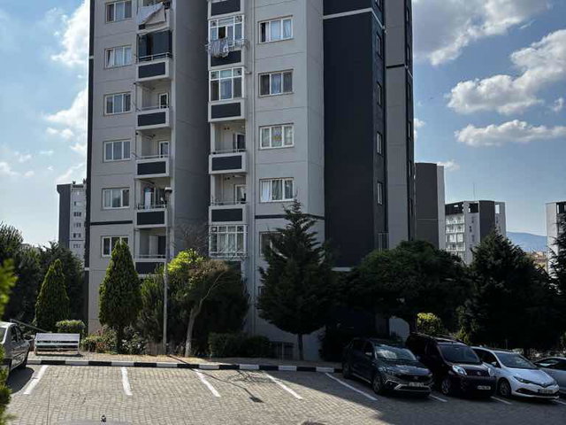 TUZLA’DA SİTE İÇİNDE 8. KAT 2+1 KİRALIK DAİRE | BALKONLU, DOĞALGAZ KOMBİLİ