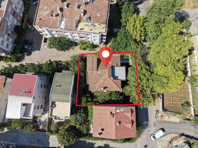 TUZLA POSTANE’DE 550 M² BRÜT 7+2, 4 CEPHELİ, 3 KATLI LÜKS VİLLA