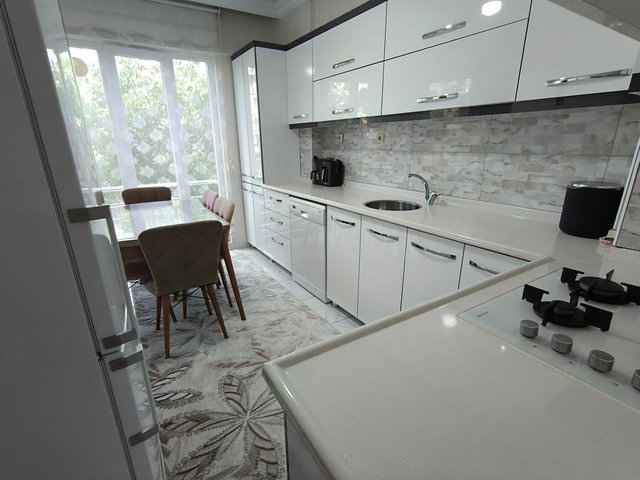 RE/MAX DEĞİŞİM-OLGUNLAR MAH.3+1 ARAKAT SATILIK DAİRE