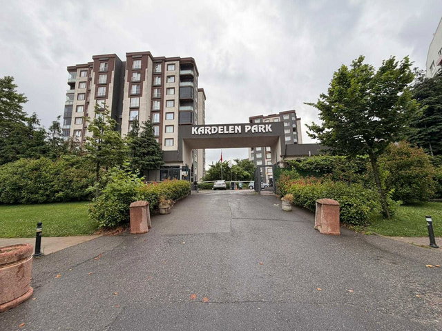 YENİŞEHİR MAH KARDELEN PARK SİTESİ EBEVEYN BANYOLU 3+1 SATILIK DAİRE